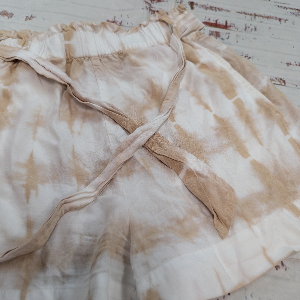 Cloth And Stone Tie Dye Elastic Waist Shorts - Picture 4 of 4